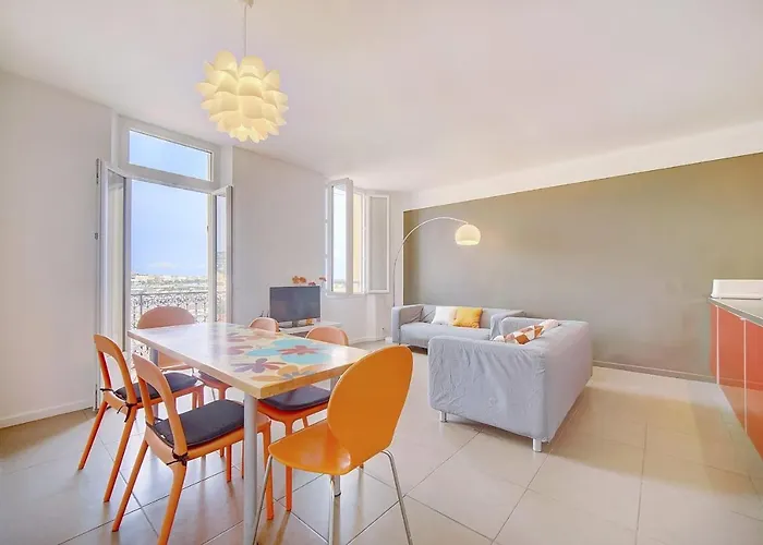 Upstays Port Sea View 70M2 Apartment